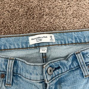 Abercrombie & Fitch Curve Love The Baggy Low Rise Size 29 Like New